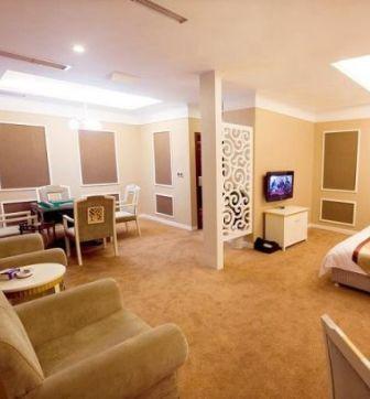 Dragon Hotel Chongqing Esterno foto