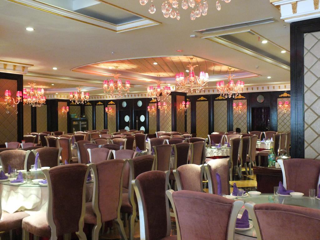 Dragon Hotel Chongqing Esterno foto