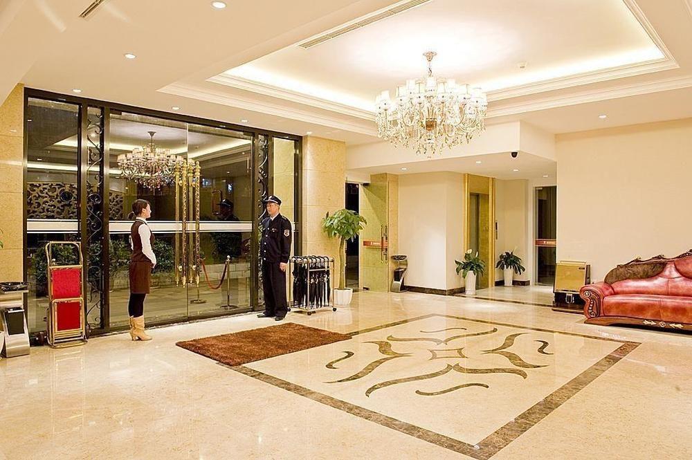 Dragon Hotel Chongqing Esterno foto